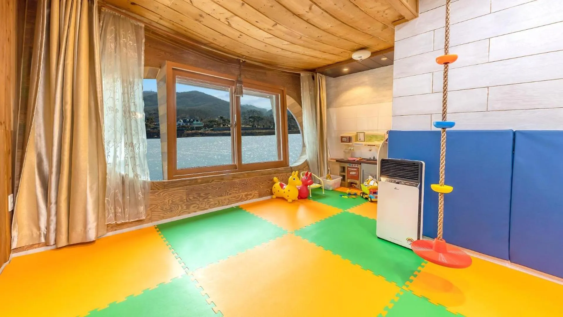 Holiday home Ganhwa Badabae Beomseon Kids Pension Incheon South Korea