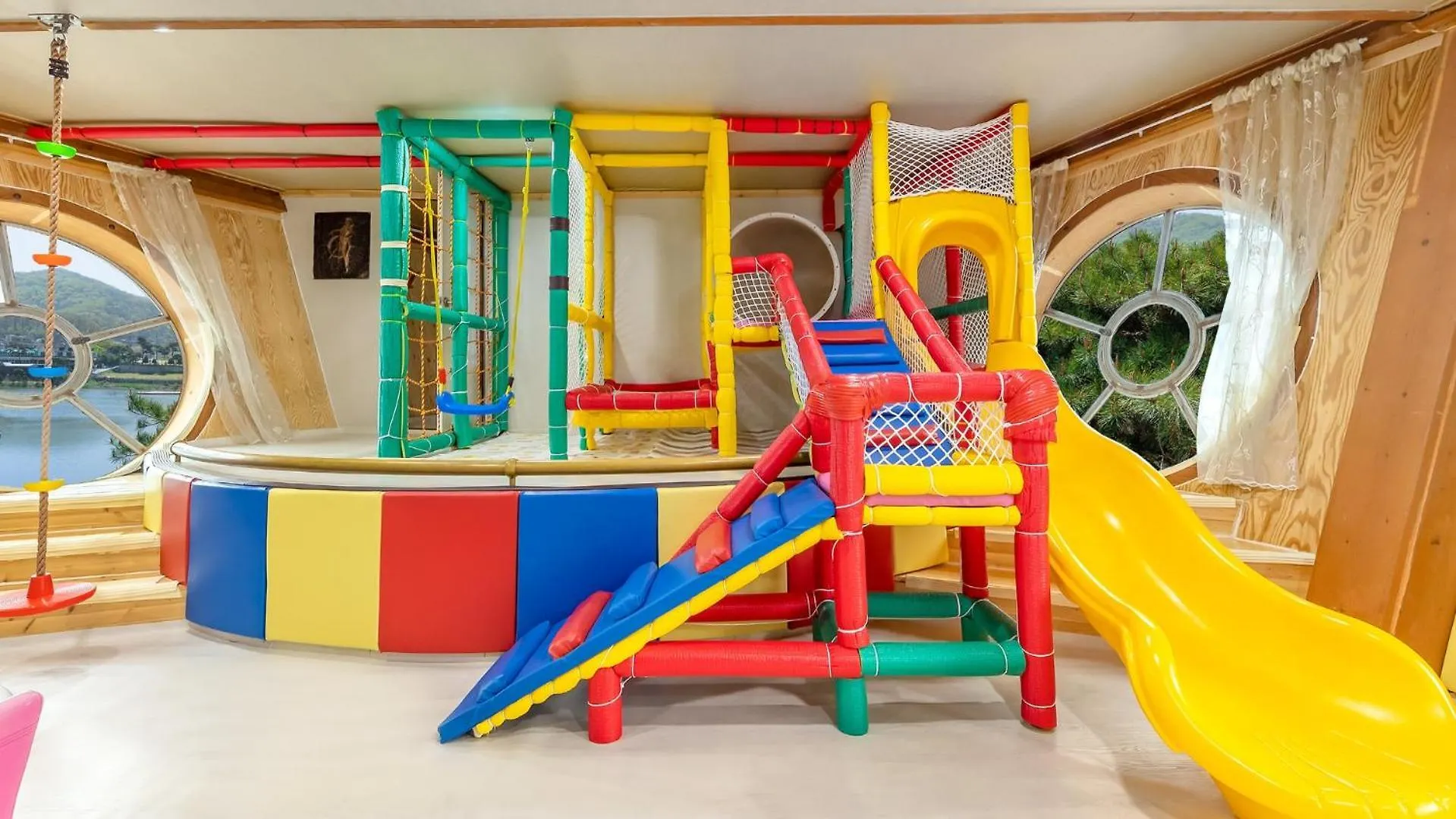 Ganhwa Badabae Beomseon Kids Pension Incheon