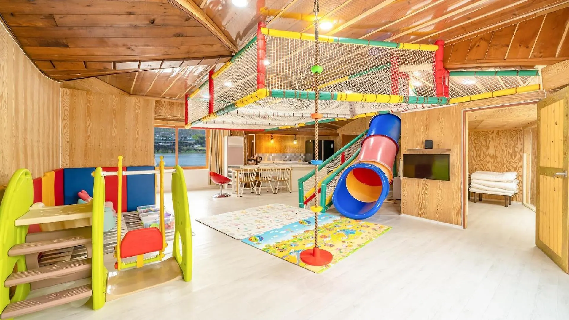 바다배 범선 키즈 펜션 인천