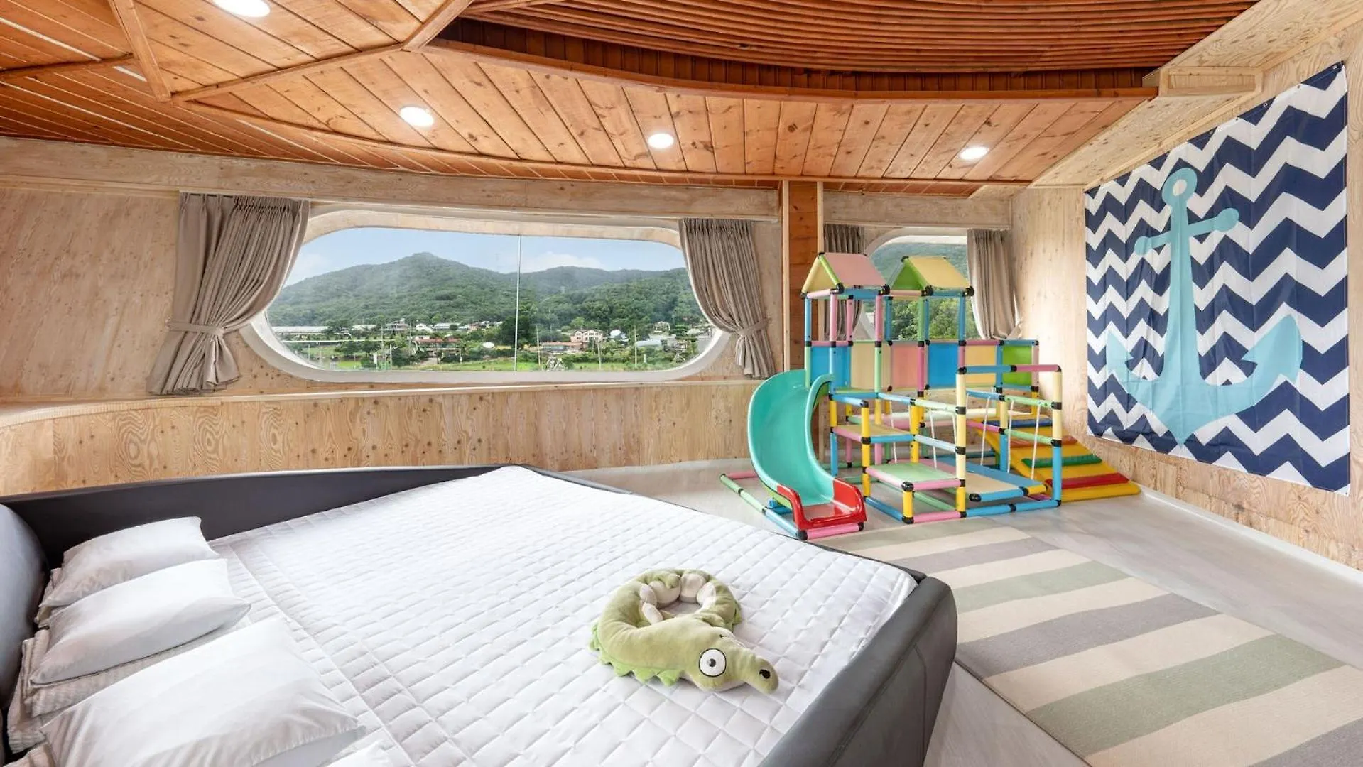 Ganhwa Badabae Beomseon Kids Pension Incheon Korsel