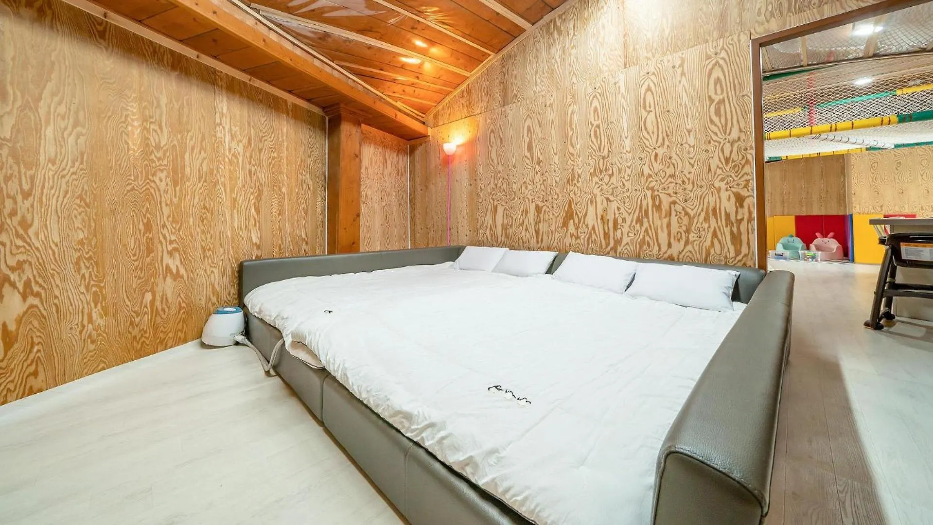 Ganhwa Badabae Beomseon Kids Pension Incheon South Korea