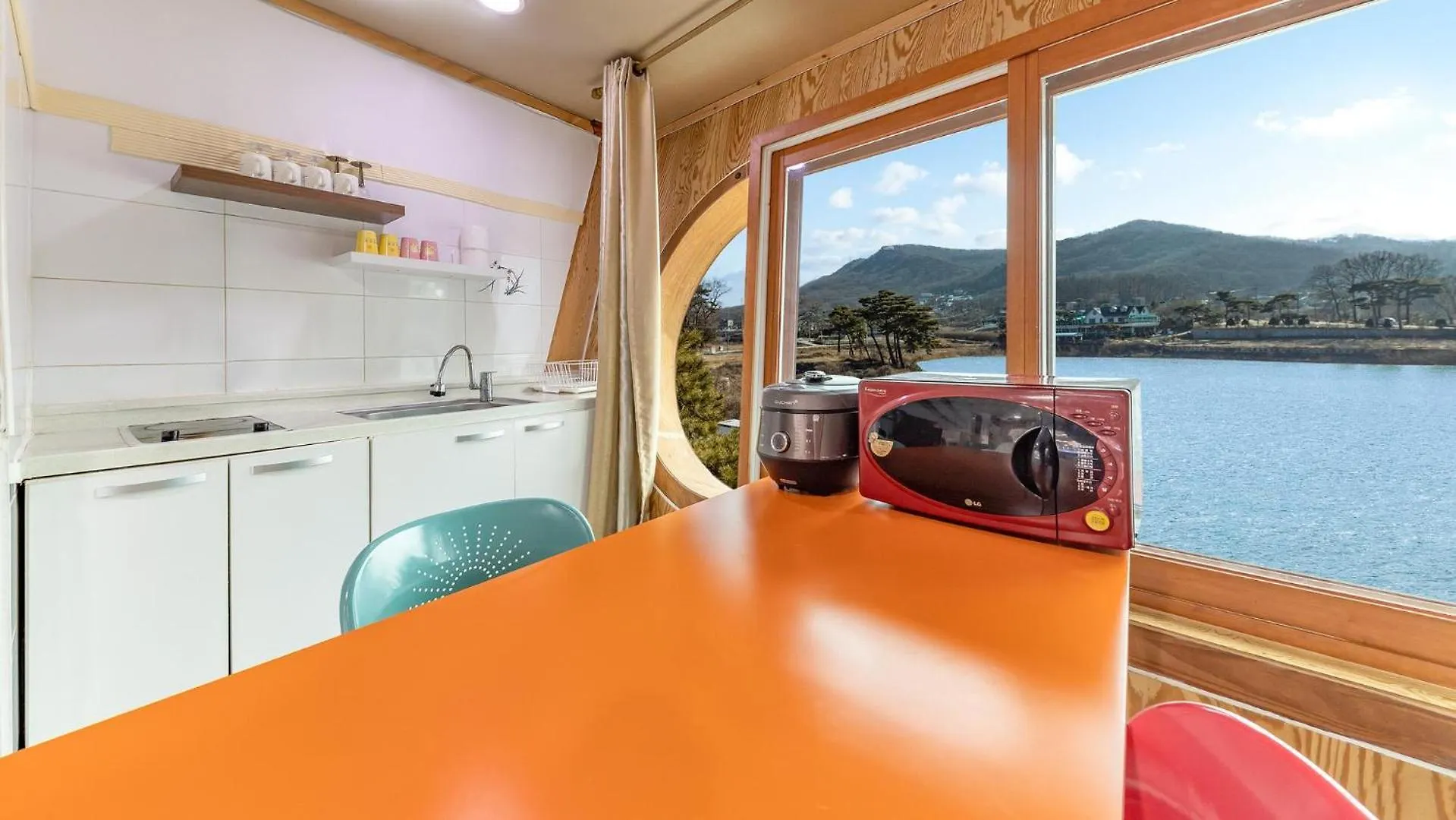 Ganhwa Badabae Beomseon Kids Pension Incheon South Korea