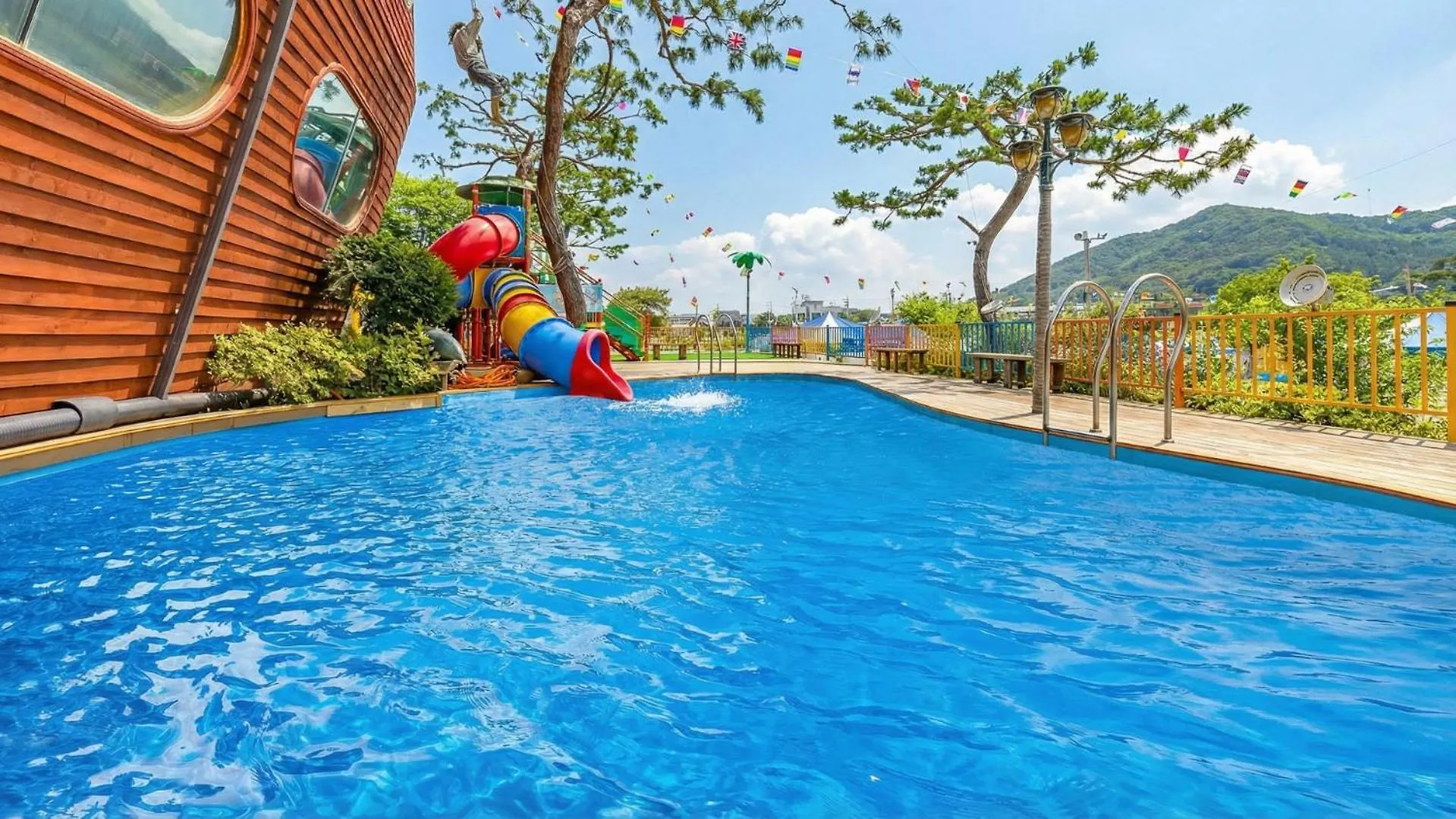 Ganhwa Badabae Beomseon Kids Pension Incheon 0*,  Korsel